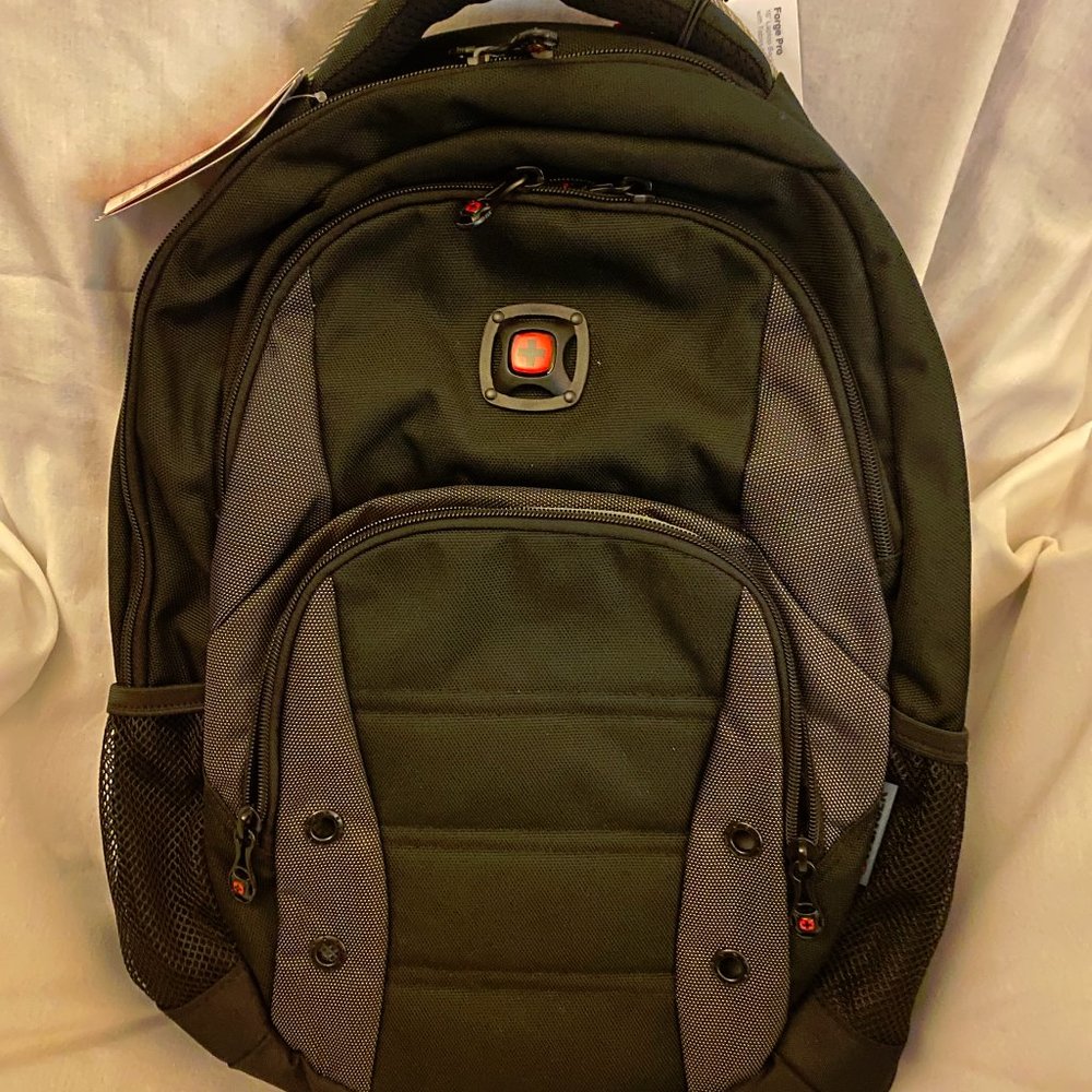 New ~ Wenger ~ Forge Pro ~ Laptop Backpack ~ 60529